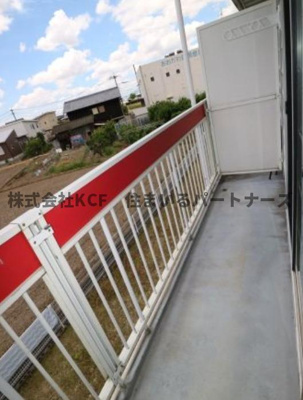 【バルコニー】 | アザレアハイム | お洗濯にも便利なバルコニー付き