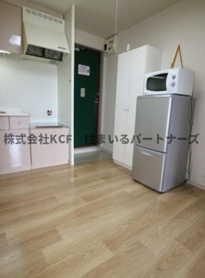 【居間・リビング】 | アザレアハイム | 居間です