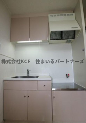 【キッチン】 | アザレアハイム | コンパクトなキッチンで掃除もラクラク