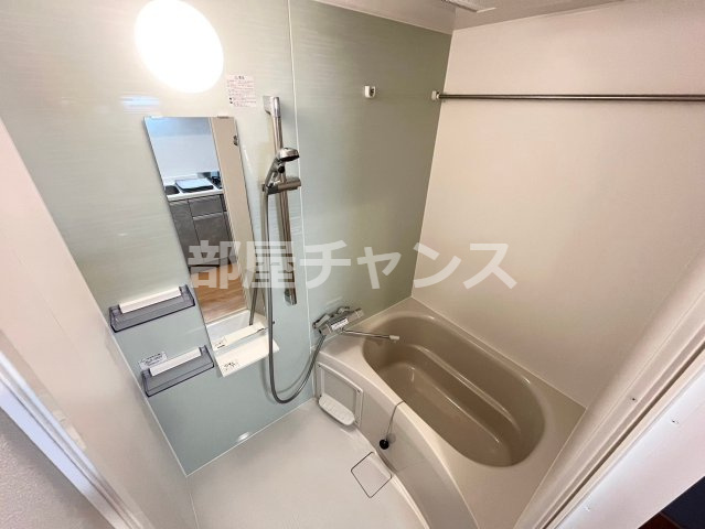 クレストタワー栄の浴室