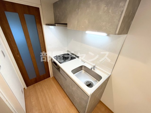 クレストタワー栄のキッチン