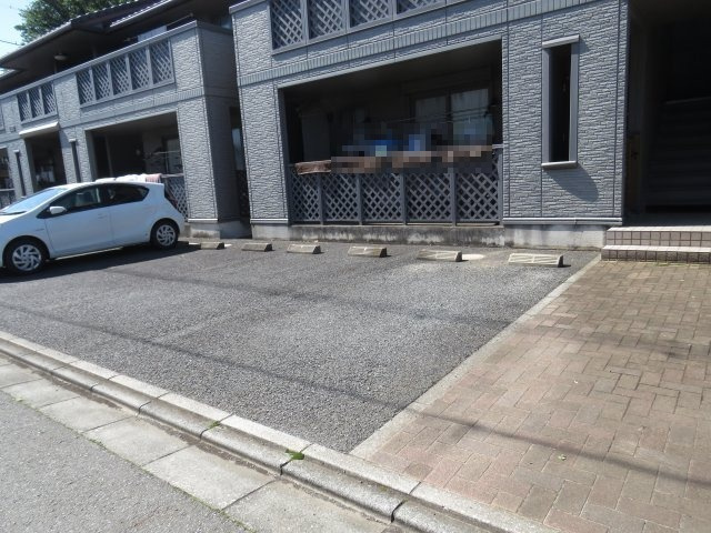 アイツーⅠの駐車場