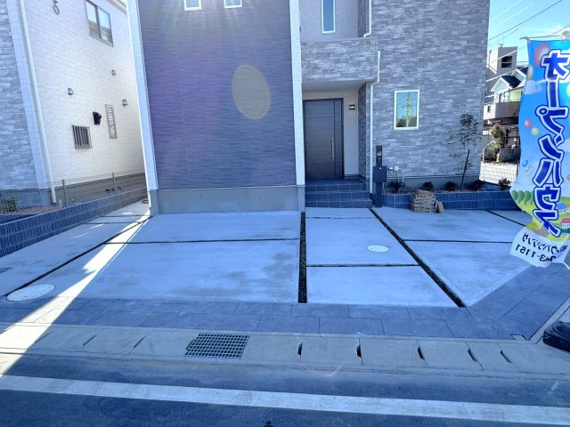松戸市古ケ崎４丁目新築戸建【古ヶ崎小学校：4分】の駐車場|A号棟駐車スペース・並列２台駐車可