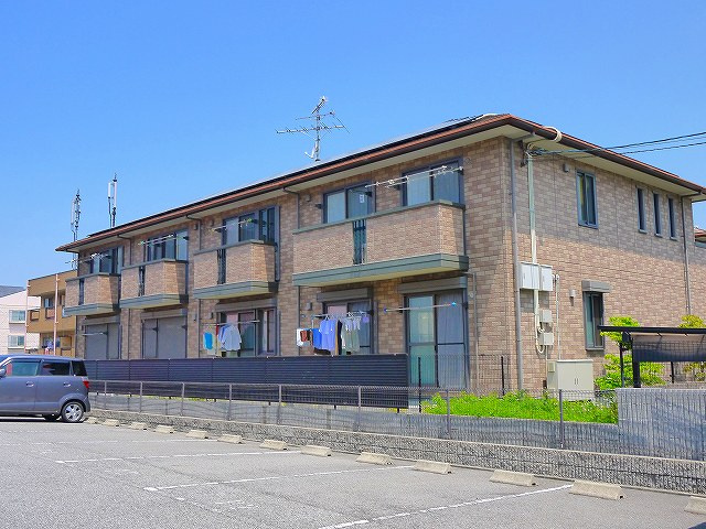 リビングタウン相楽Aの外観|建物外観を気になさる方へ、見た目の良い物件です