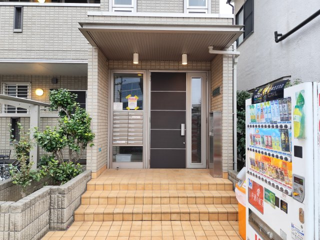 グランフィールド松江Ⅱのエントランス