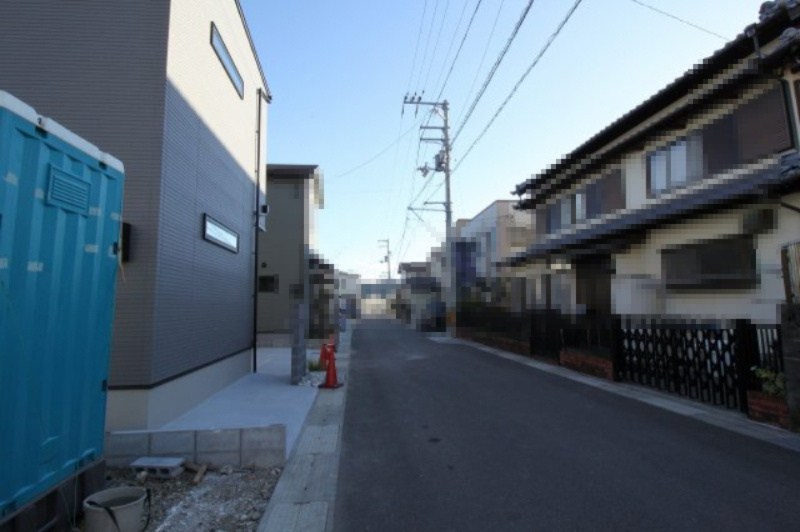 朝倉本町　新築戸建　2号地の前面道路含む現地写真|２号地