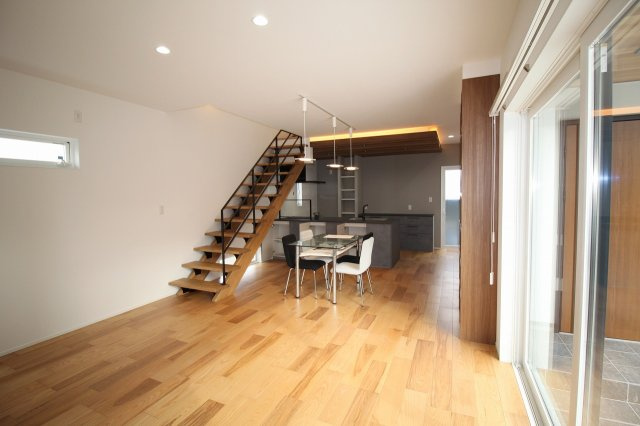 朝倉本町　新築戸建　2号地の居間・リビング|ＬＤＫ　20.0帖