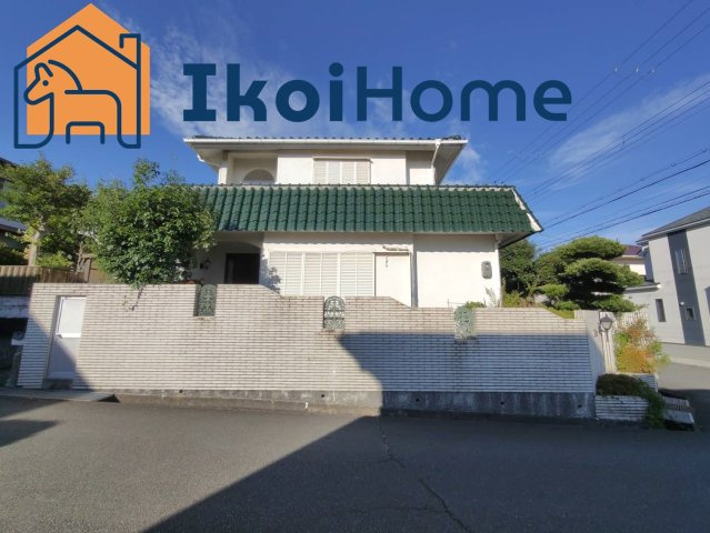 神戸市西区狩場台2丁目　土地の外観|南東・北西角地で陽当り・通風も良好です◎前面道路6ｍ以上ございますので、広々していて通行も安心です。