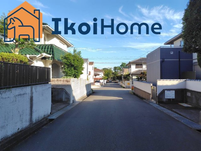 神戸市西区狩場台2丁目　土地の前面道路含む現地写真|交通量が少ないので静かです。小さなお子様がいるご家庭はご安心できると思います。