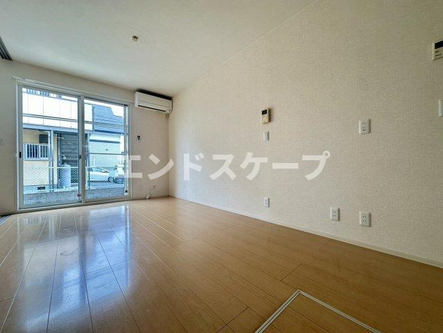 ファミーユ　Ｃの居間・リビング|高崎、前橋のお部屋探しはエンドスケープまで！お客様の理想お聞かせ下さい♪