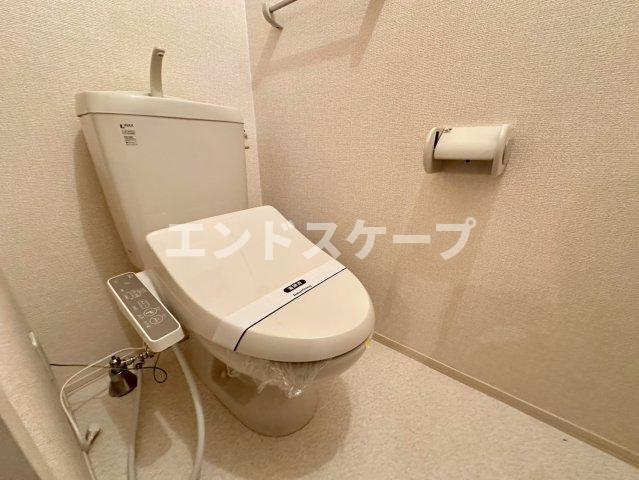 ファミーユ　Ｃのトイレ|高崎、前橋のお部屋探しはエンドスケープまで！お客様の理想お聞かせ下さい♪