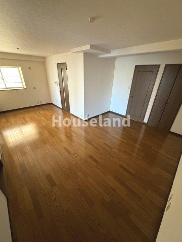 ふぁみーゆ吹屋町の居間・リビング