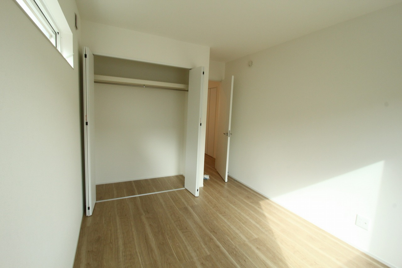 小津町　新築戸建　４号棟　【内覧可能】の収納|2Ｆ　南西の部屋　5.96帖