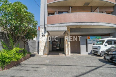 【エントランス】 | ラフォーレ西公園