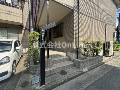 【エントランス】 | ロビンハイツ