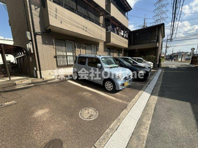 【駐車場】 | ロビンハイツ