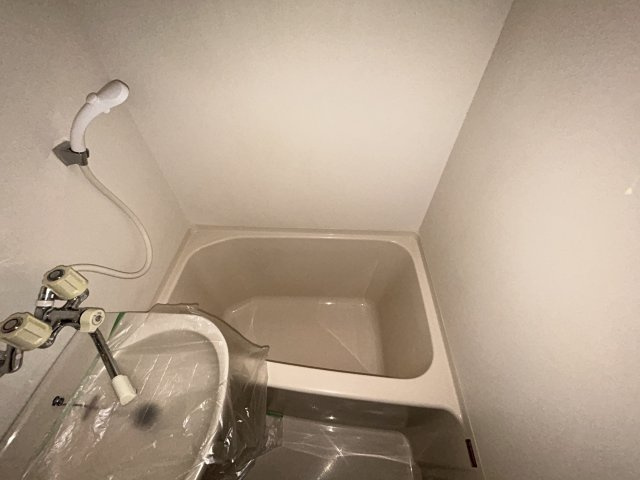 ステューデントビラウィングの浴室