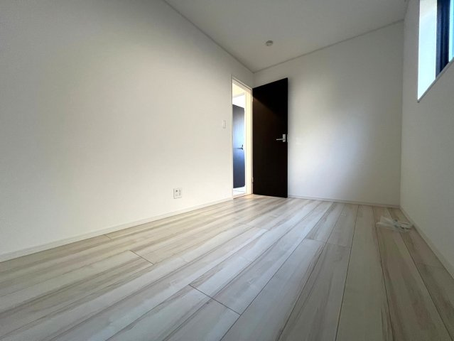 東大和市立野戸建０１の洋室