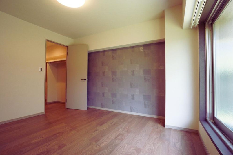 日商岩井芦屋翠ヶ丘マンションの洋室|主寝室約８帖