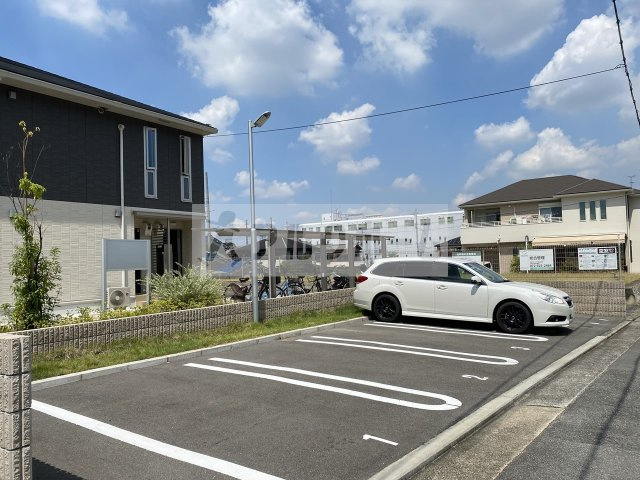 フェリオの駐車場
