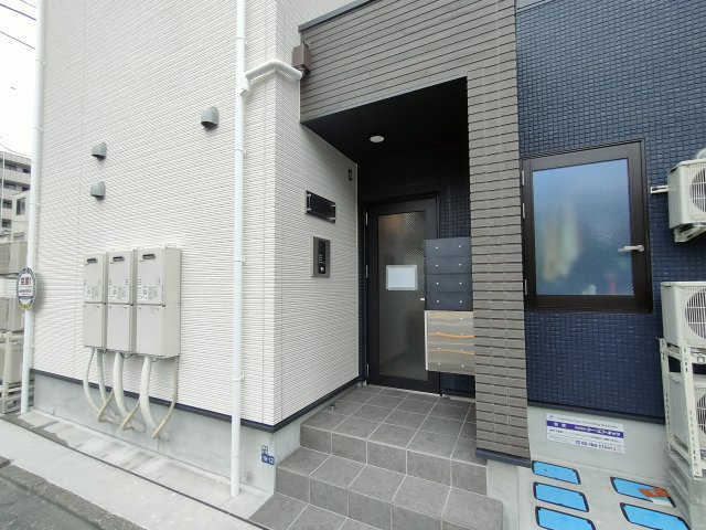 コンフォール新小岩のエントランス