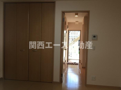 【寝室】 | エムズコンフォート