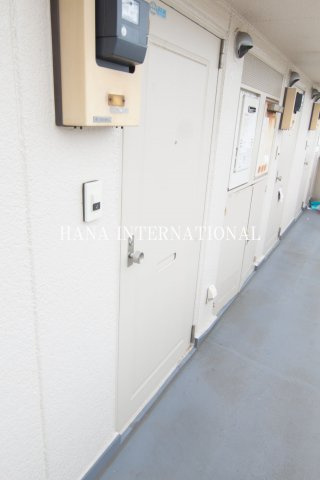 コスモハウス三番館のエントランス