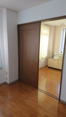 京都市左京区静市市原町の賃貸マンションの内装