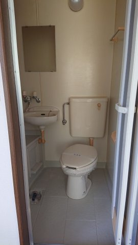 京都市左京区静市市原町の賃貸マンションのトイレ