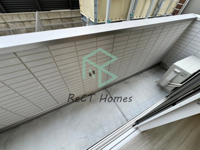 D-PLACE神田町のバルコニー