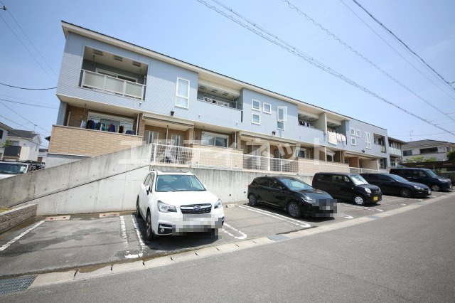 グランヒルBの外観