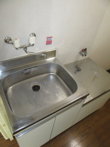 サンハイツワカバのキッチン|写真は他室