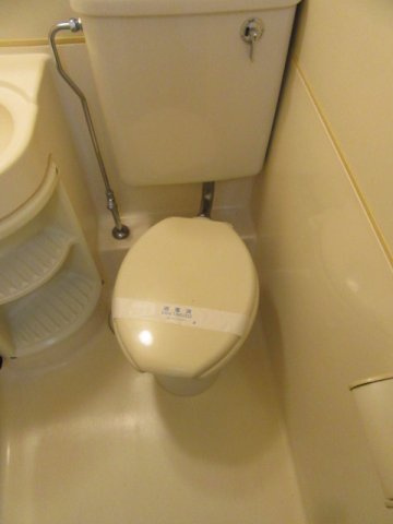 サンハイツワカバのトイレ|写真は他室