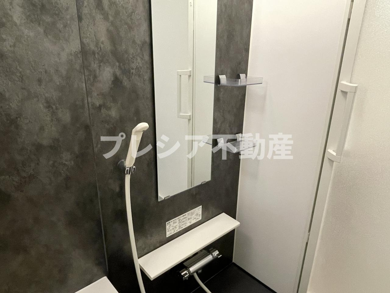 MINT甲子園三番町の浴室