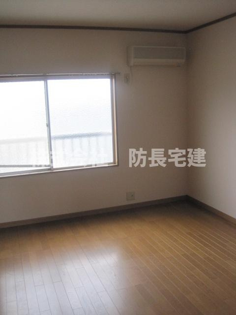 ＮＫハイツの居間・リビング|使いやすいリビングです