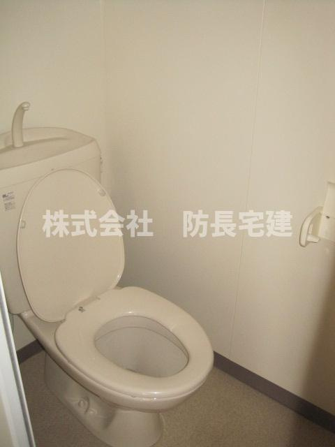ＮＫハイツのトイレ|ゆったりとした空間のトイレです