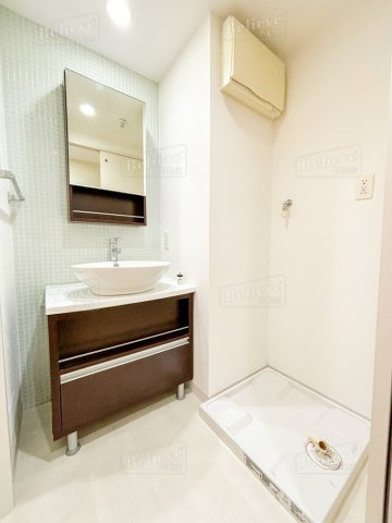 ソレイユ中央の内装