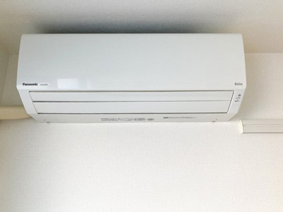 【設備】 | サニーガーデン | エアコン1基
別室の同設備写真を使用しております。現況優先となります。
