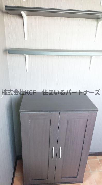 竹野屋ビルの収納|きれいな玄関です