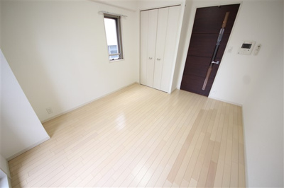 【洋室】 | S-RESIDENCE　Hommachi Marks