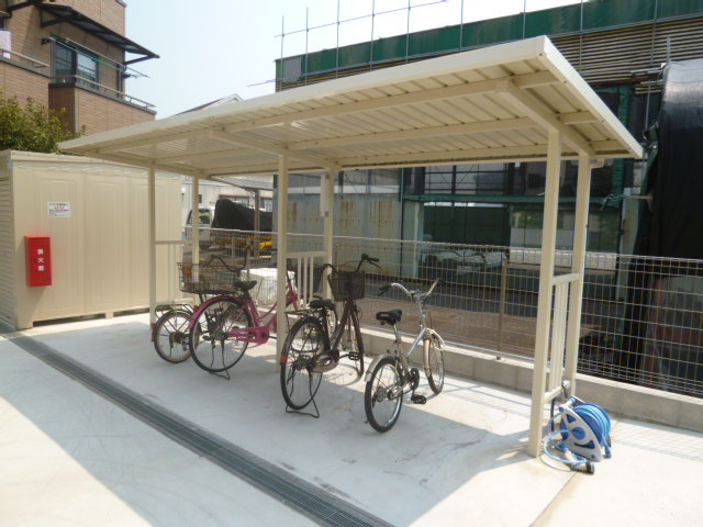 倉敷市西岡のアパートのその他共用部分|自転車置き場