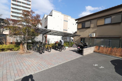 【駐車場】 | フローラ