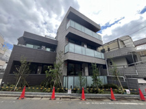 エクラージュの画像