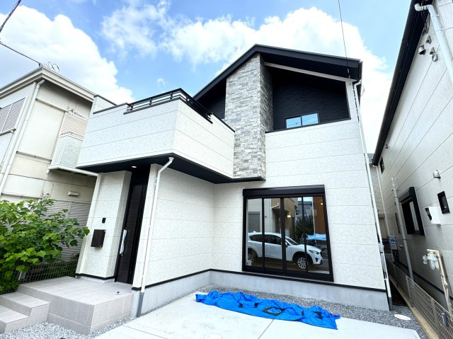 松戸市新作新築戸建（新作５期）の外観|1号棟外観・完成済み内覧可能です！