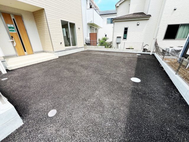 祝：成約済み　八王子市　下恩方町　新築戸建て　３５期の駐車場|～仲介手数料無料☆八王子ひなた不動産～八王子市下恩方町　新築戸建て
