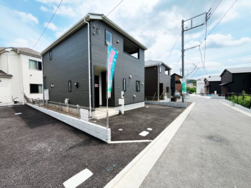 祝：成約済み　八王子市　下恩方町　新築戸建て　３５期の前面道路含む現地写真|～仲介手数料無料☆八王子ひなた不動産～八王子市下恩方町　新築戸建て
