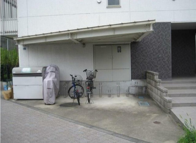 【その他共用部分】 | フルリール | 敷地内に自転車置き場があります(^^)/