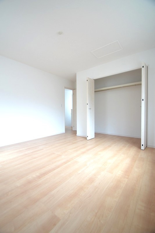 新琴似10条4丁目　2号棟の洋室