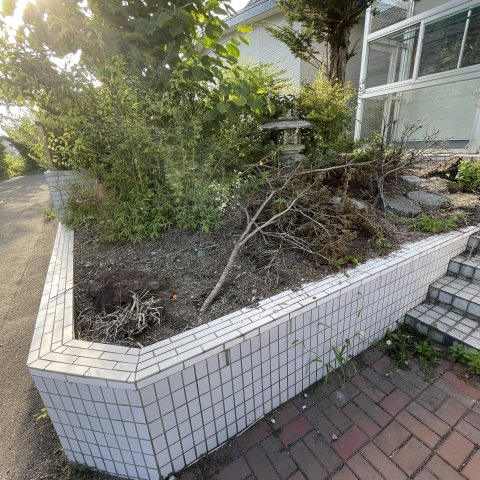 室蘭市宮の森町2丁目5－5戸建の庭