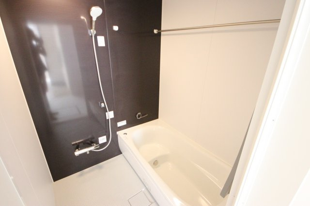 《仲介手数料無料》緑区大字三室7207-2新築一戸建ての浴室|撮影日 2024年8月26日 12:20 晴れ